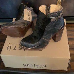 Bed Stu Isla Lux Black Hair Bootie